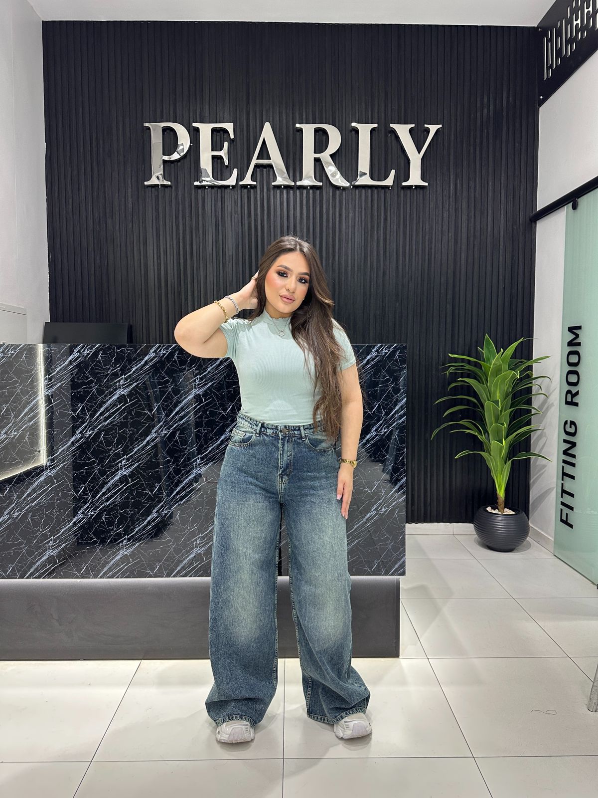 WhatsApp Image 2025-10-29 at 7.31.38 PM OVERSIZED - الصورة 1